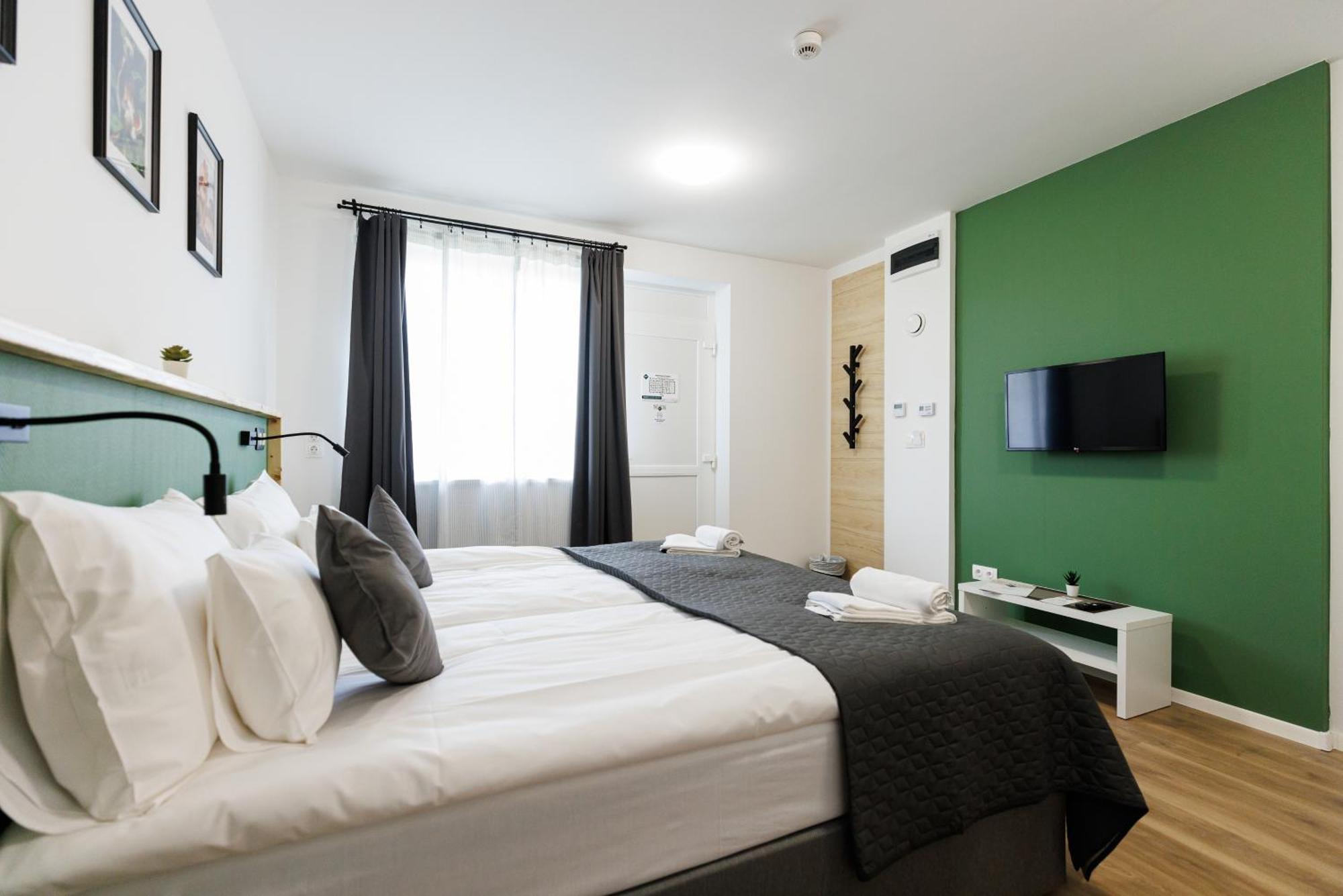 Safari Hotel Szeged Extérieur photo